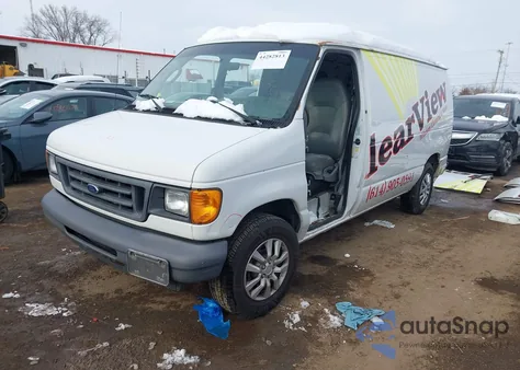 2006 Ford E-150 Commercial/Recreational z USA, uszkodzony, nr VIN 1FTRE14W16DA67351